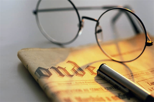 小白鞋适合什么季节穿