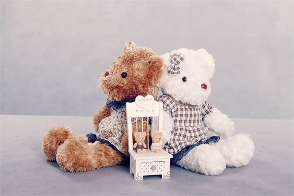 活得简单一点的句子 简单干净的文案